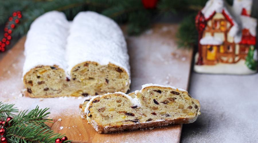 Bild zeigt: Christstollen in der Auflösung 900x500