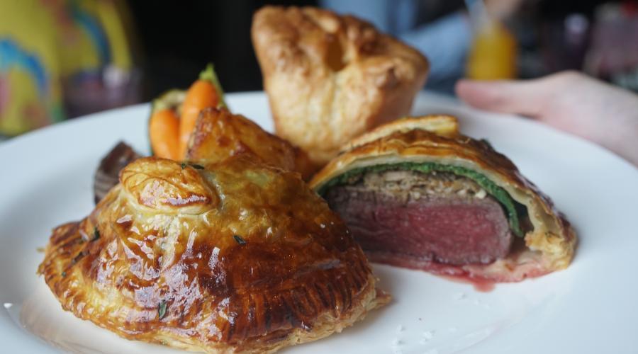 Bild zeigt: Filet Wellington in der Auflösung 900x500