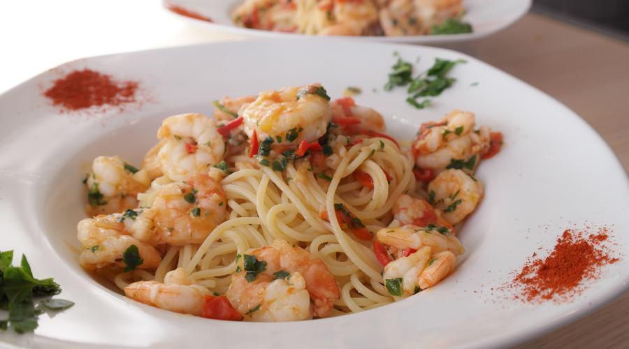 Bild zeigt: Garnelen Pasta Aglio e Olio in der Auflösung 900x500