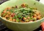 Bild zeigt: Kichererbsen Salat in der Auflösung 900x500