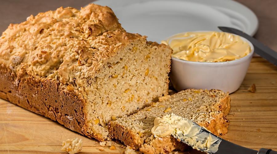 Bild zeigt: Maisbrot in der Auflösung 900x500