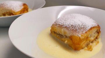 Bild zeigt: Buchteln mit Vanillesauce in der Auflösung 900x500