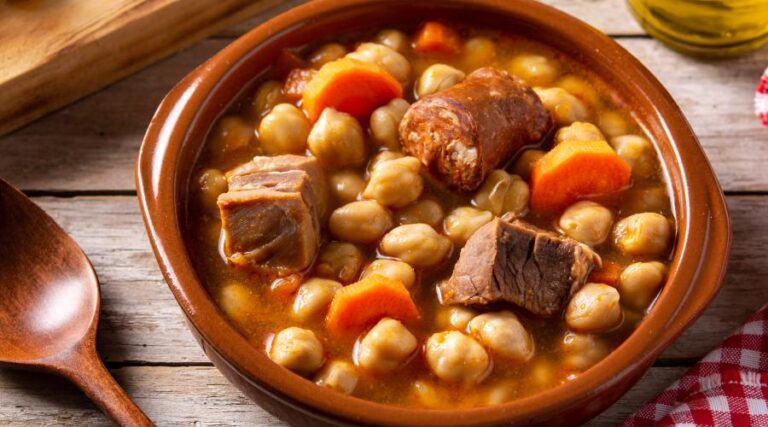 Cocido Madrileño - Spanischer Kichererbseneintopf - So lecker