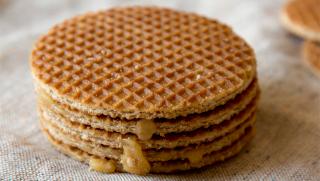 Zu sehen ist das Beitragsbild zum Thema: Stroopwafeln, eine holländische Köstlichkeit in der Auflösung 320x181